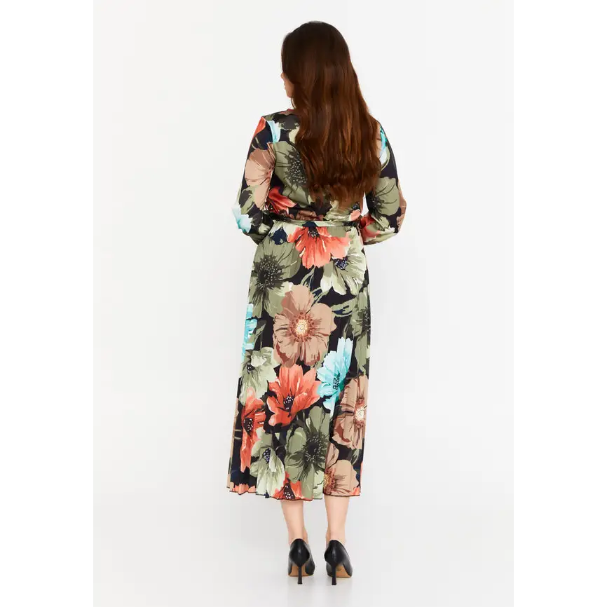 Chic Midi Dress with Long Sleeves - Casual Dress